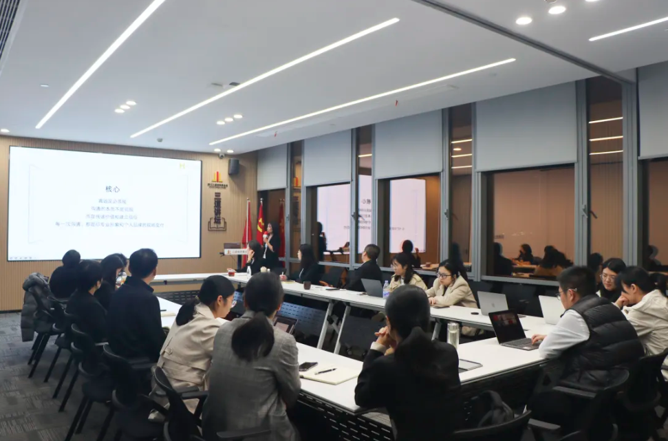 三道讲坛234期 | 律师从获客到签单的实战路径全景拆解？特邀六律所高级合伙人李晓娟律师揭秘答案